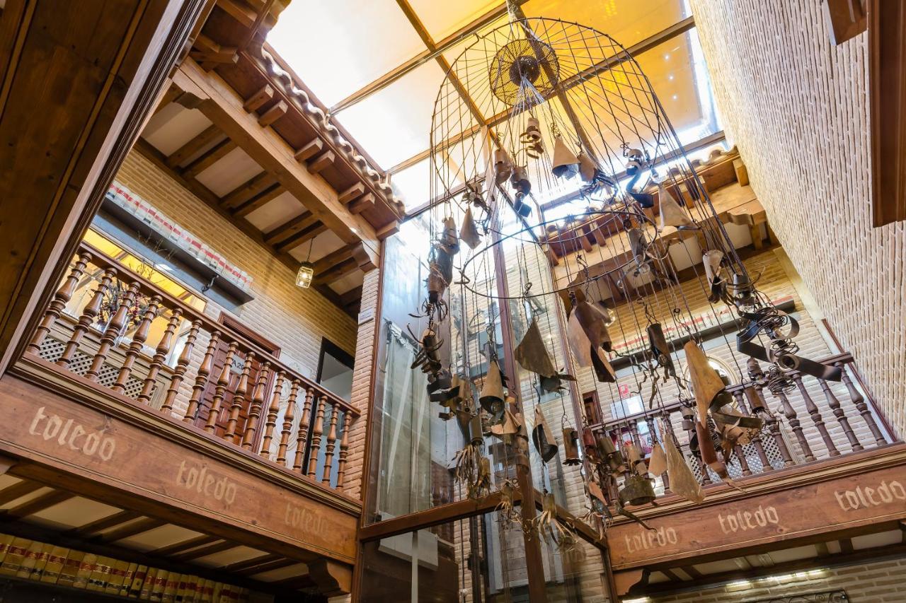 YIT Puerta Bisagra Hotel Toledo Bagian luar foto