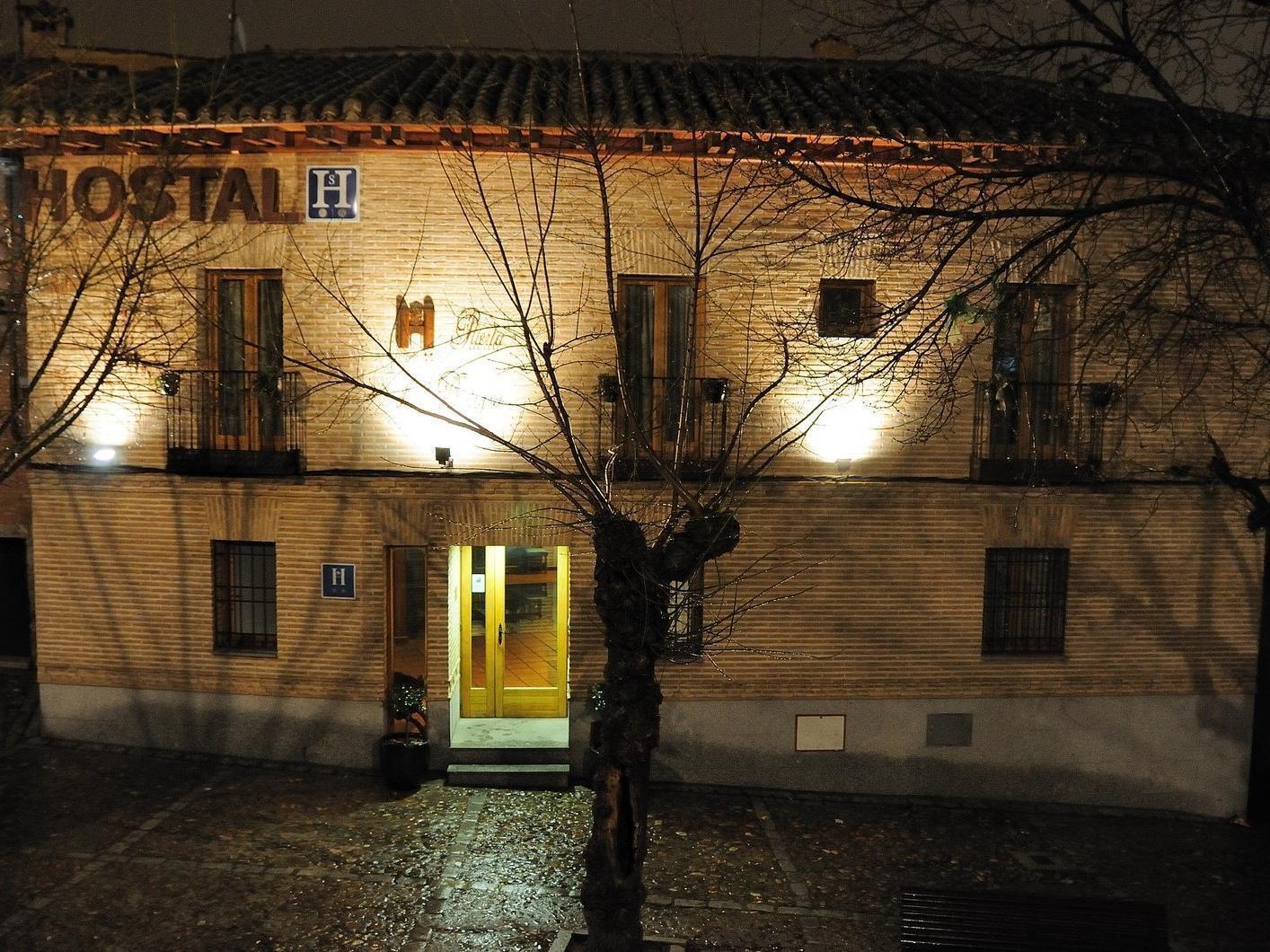 YIT Puerta Bisagra Hotel Toledo Bagian luar foto