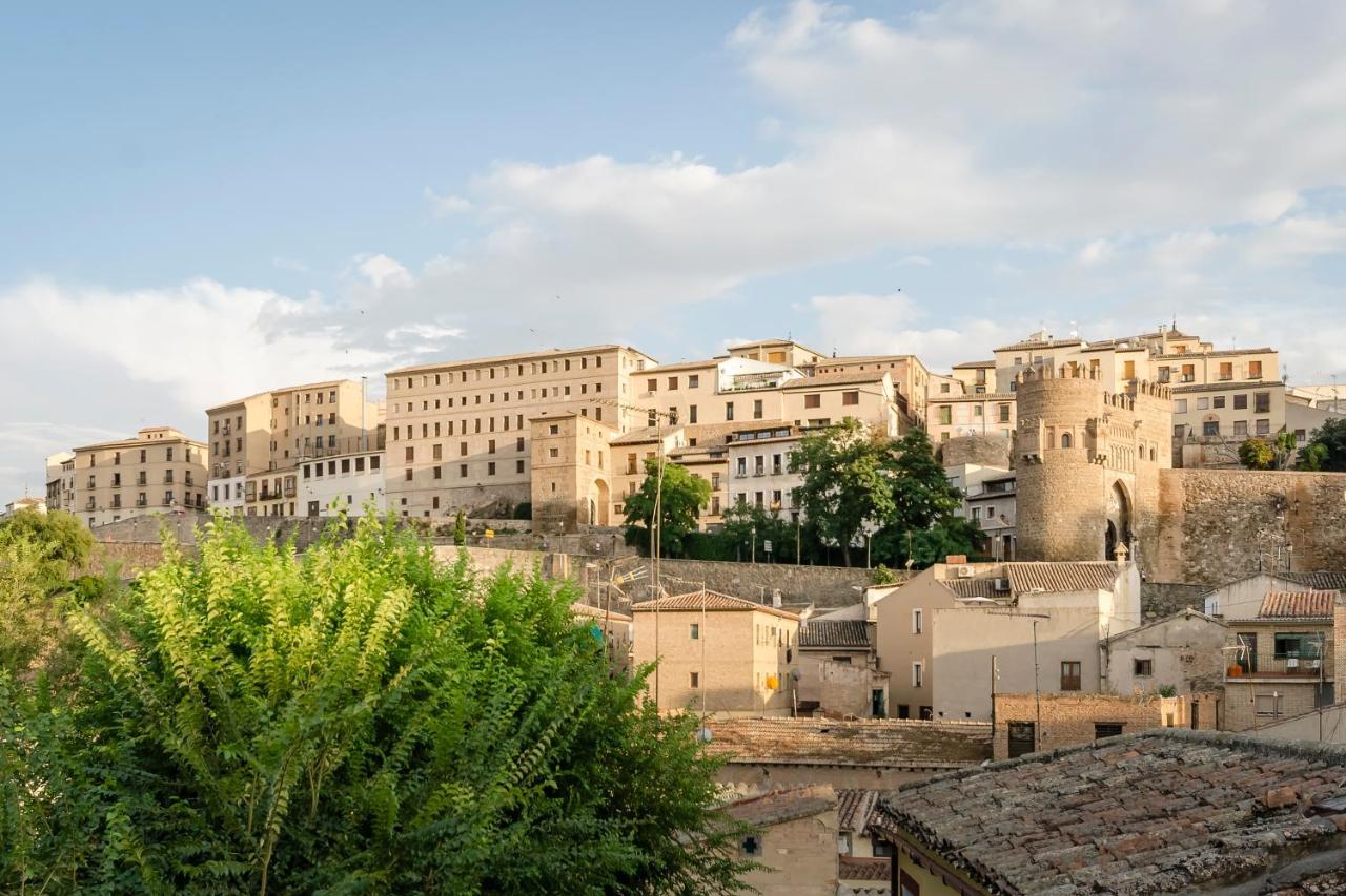 YIT Puerta Bisagra Hotel Toledo Bagian luar foto